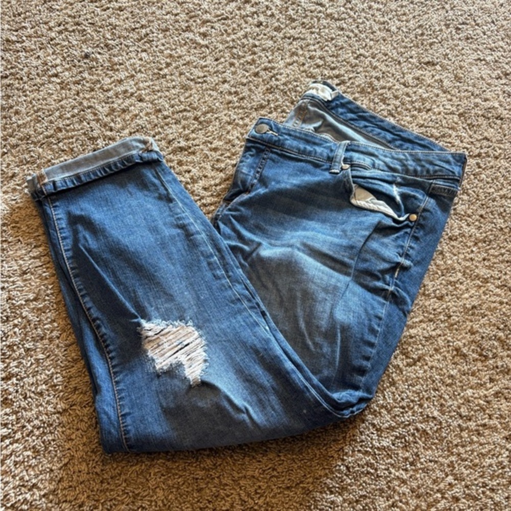 Torrid distressed crop pants capris distressed nice women’s 20